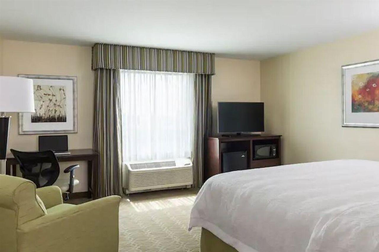 Hampton Inn & Suites Philadelphia Montgomeryville North Wales Екстериор снимка