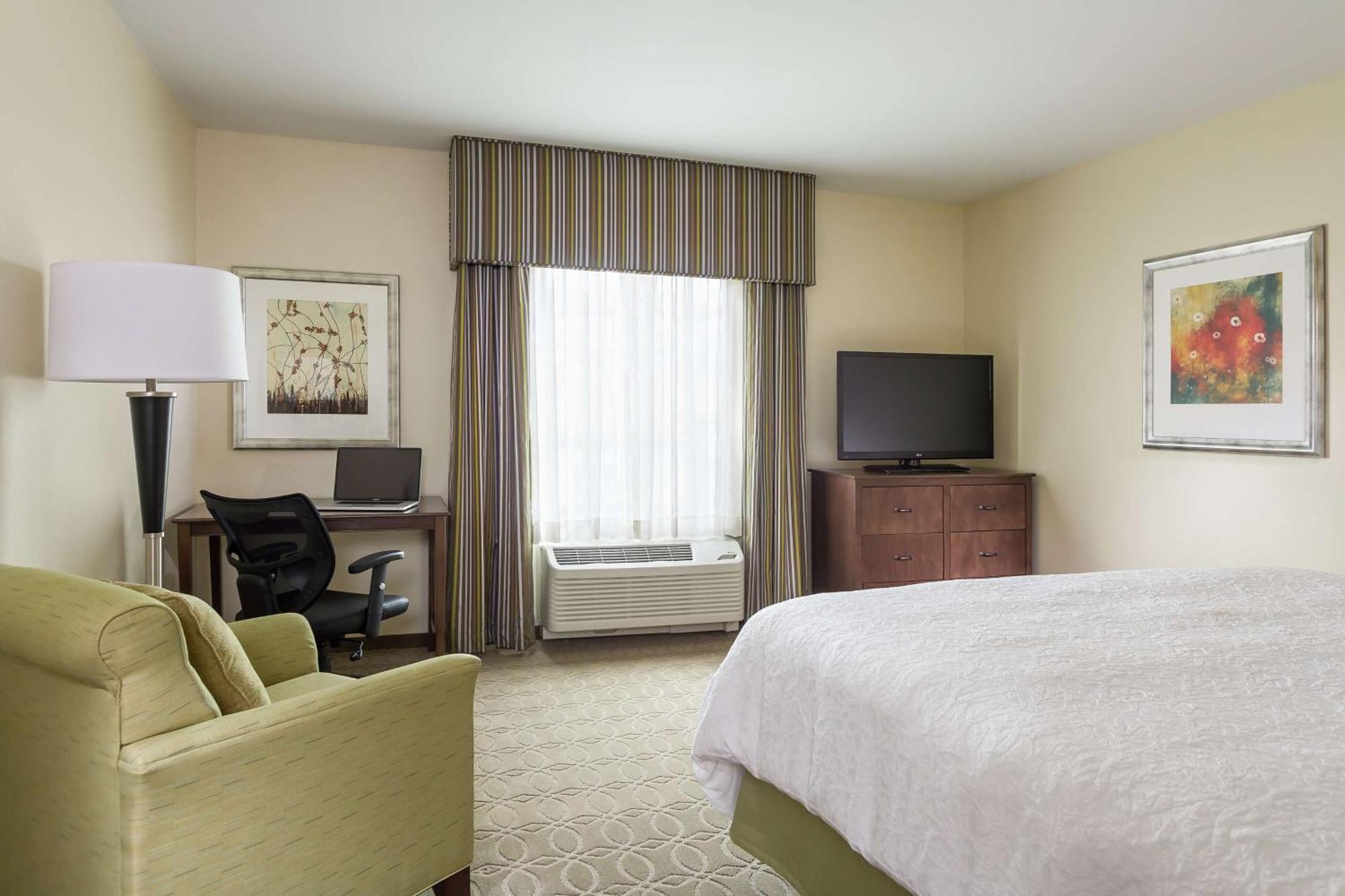 Hampton Inn & Suites Philadelphia Montgomeryville North Wales Екстериор снимка